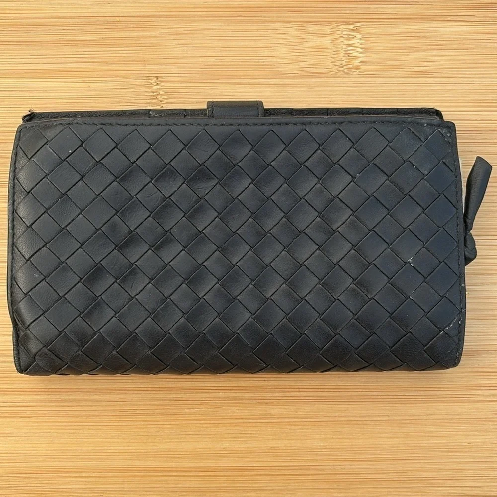 Bottega Veneta Black Leather Woven Bifold Wallet Snap Close Vintage Italy Luxury